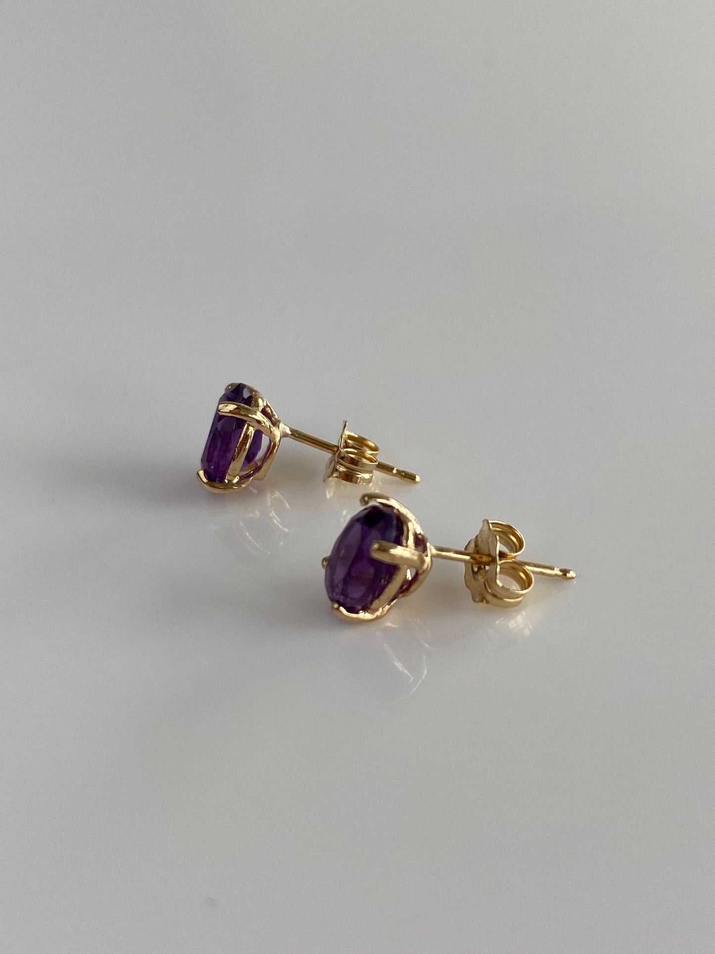 Vintage Solid 14k Yellow Gold Amethyst Stud Earrings
