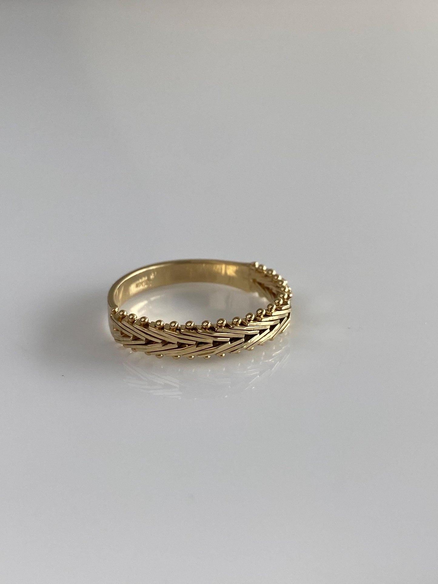 Vintage Solid 14k Yellow Gold Mesh Chain Ring Band - Size 8.75