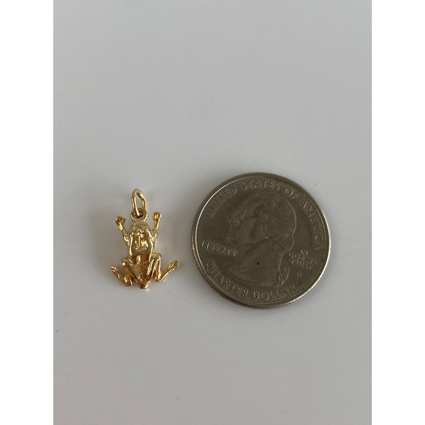 Vintage Solid 14k Yellow Gold Frog Charm
