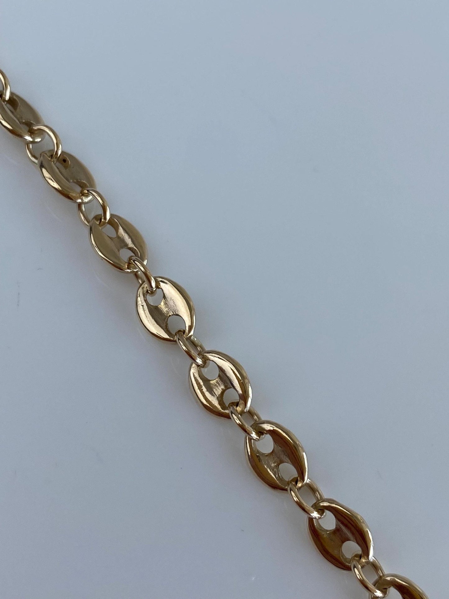 Vintage Solid 9k Yellow Gold Mariner Link Bracelet - 8 inches