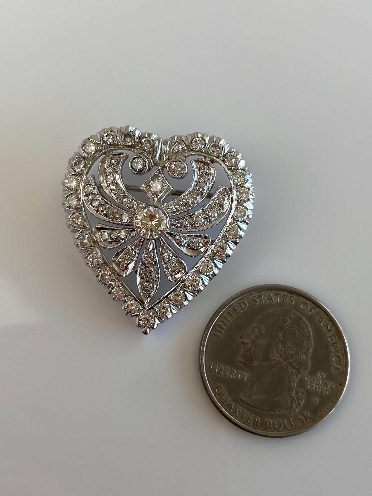 Vintage Solid 14k White Gold Diamonds Heart Brooch Pin
