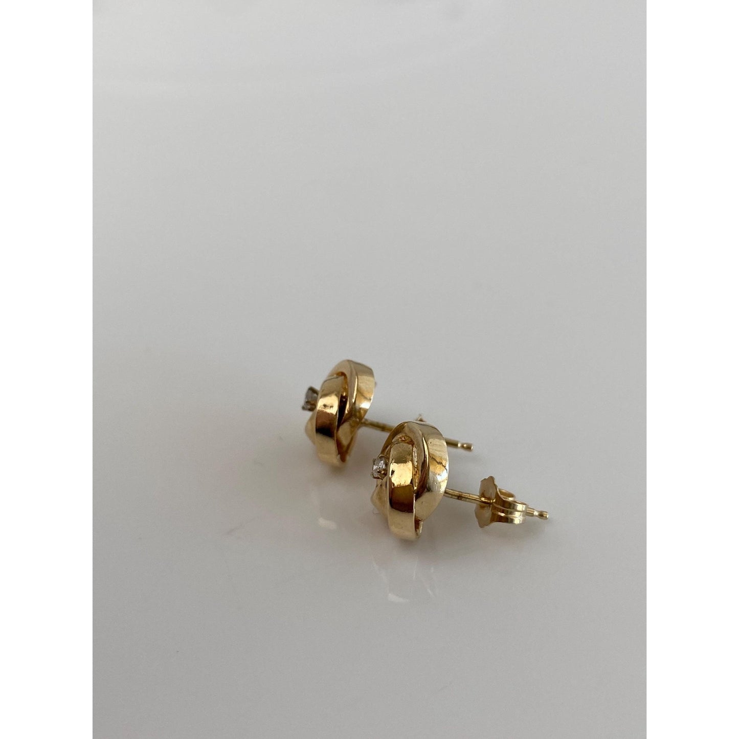 Vintage Solid 14k Yellow Gold Diamond Knot Stud Earrings
