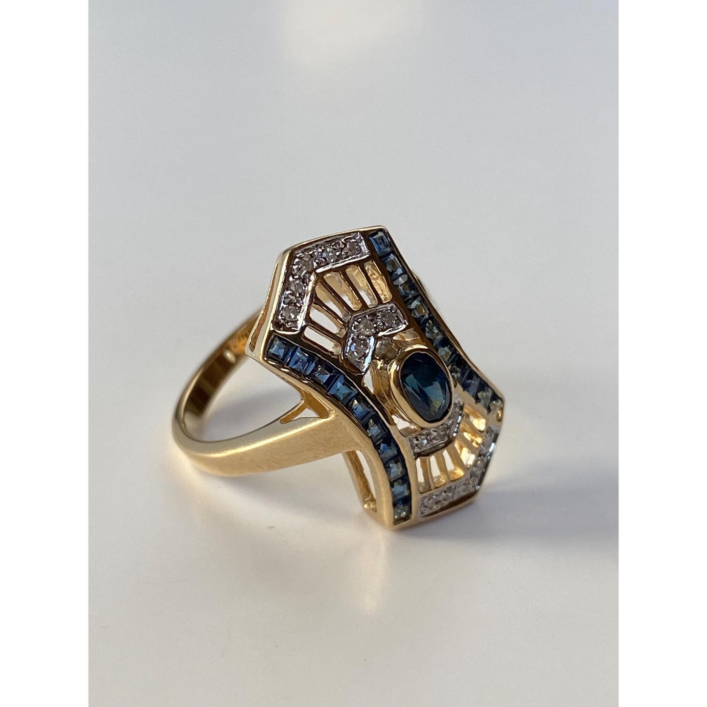 Solid 14k Yellow Gold Blue Sapphire Diamond Art Nouveau Ring - Size 6.5