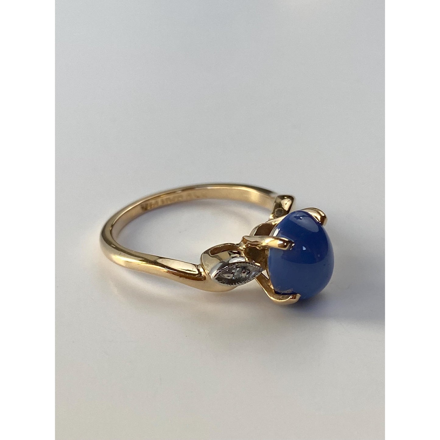 Vintage Solid 14k White & Yellow Gold Blue Star Sapphire Diamond Ring - Size 5.75