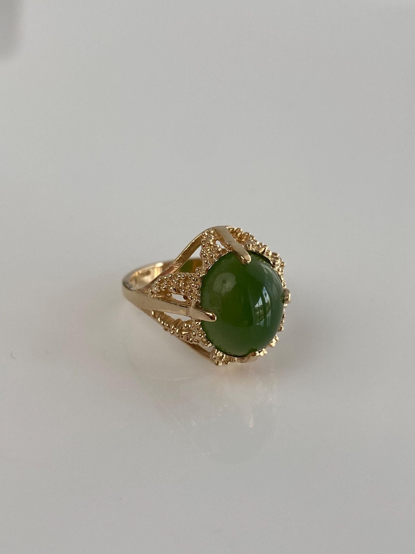 Vintage Solid 10k Yellow Gold Nephrite Ring - Size 6.25