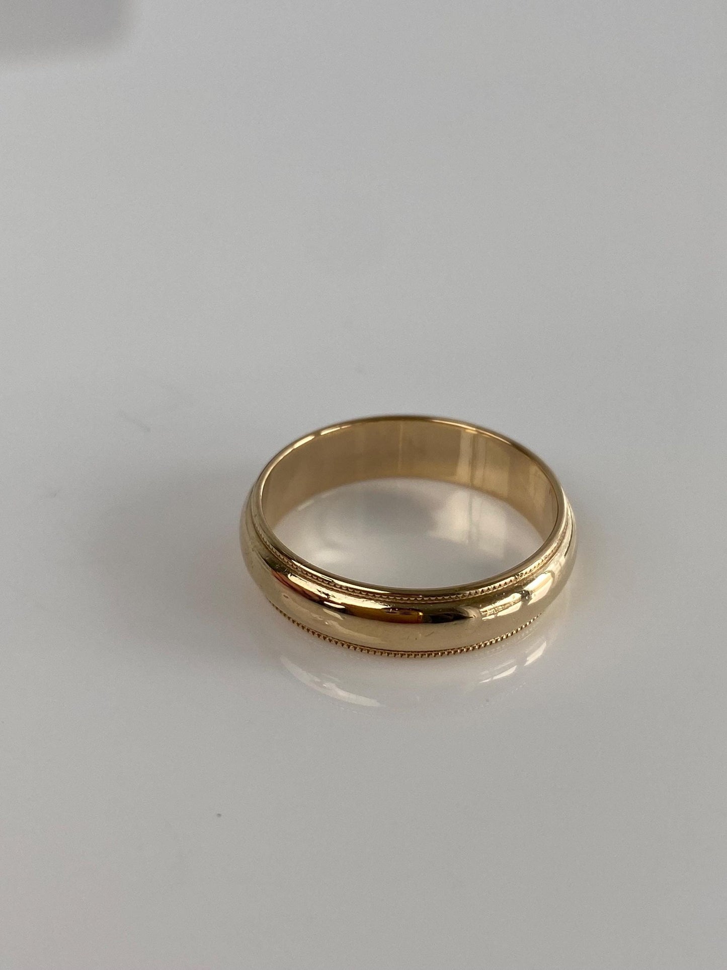 Vintage Solid 14k Yellow Gold Miligrain Ring Band - Size 8