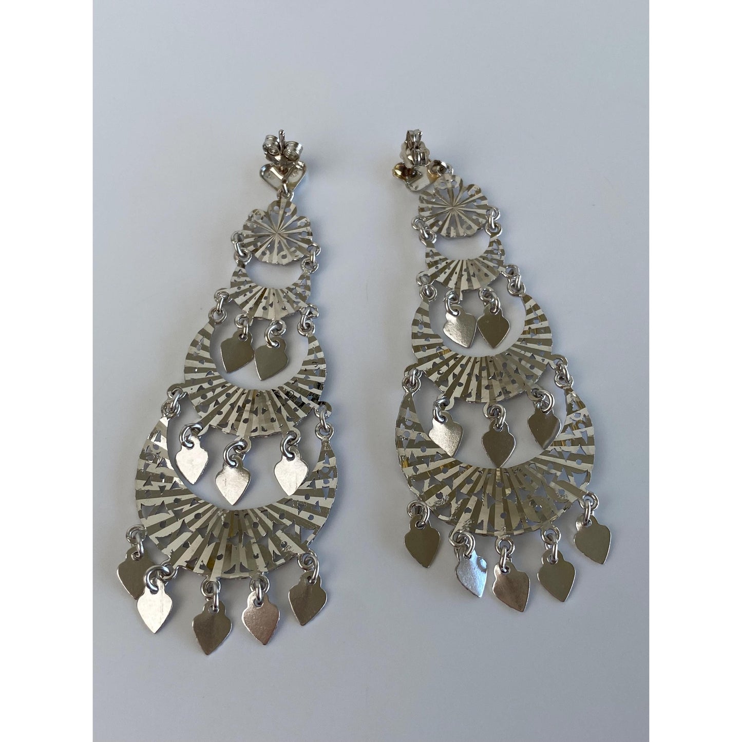 Vintage Solid 14k White Gold Diamond Cut Filigree Heart Chandelier Stud Earrings