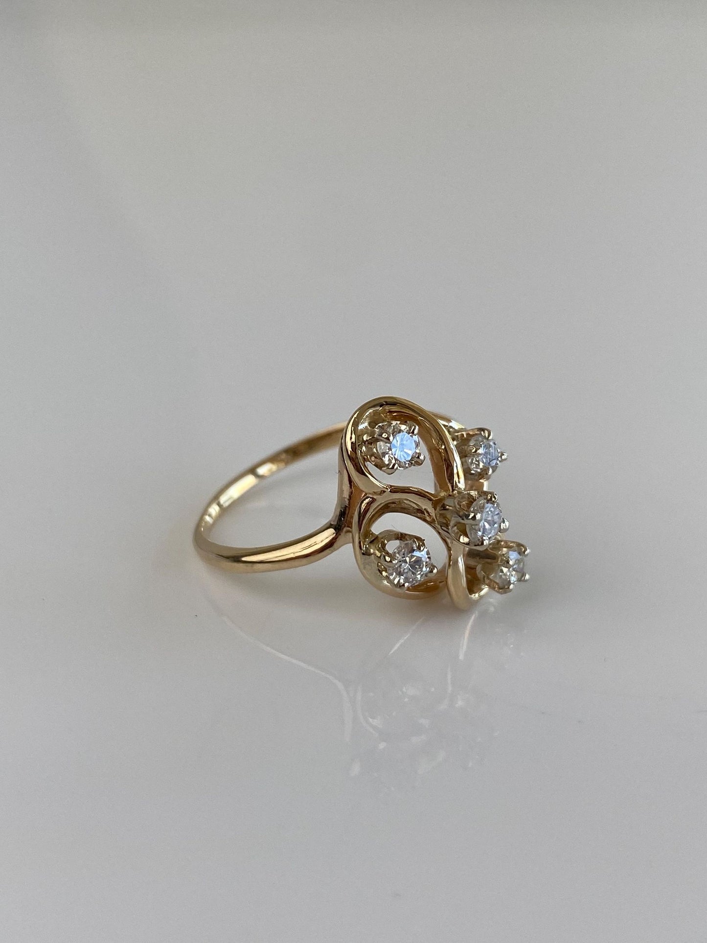 Vintage Solid 14k Yellow Gold Diamond Ring - Size 8.5