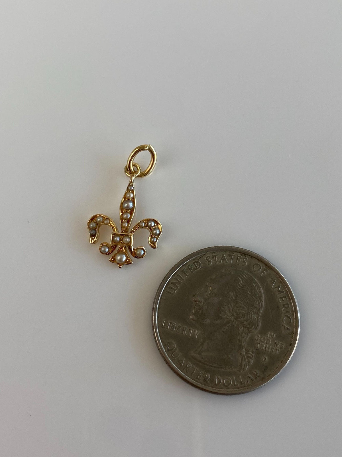 Vintage Solid 14k Yellow Gold Seed Pearls Fleur-de-lis Charm