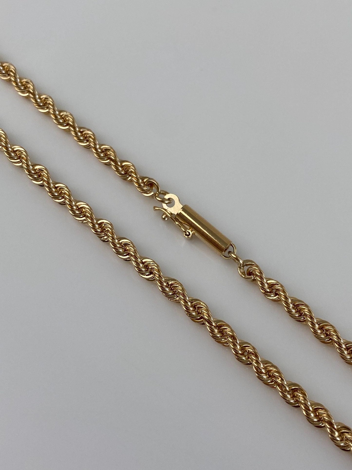 Vintage Solid 14k Yellow Gold Rope Chain Necklace - 22.25 inches