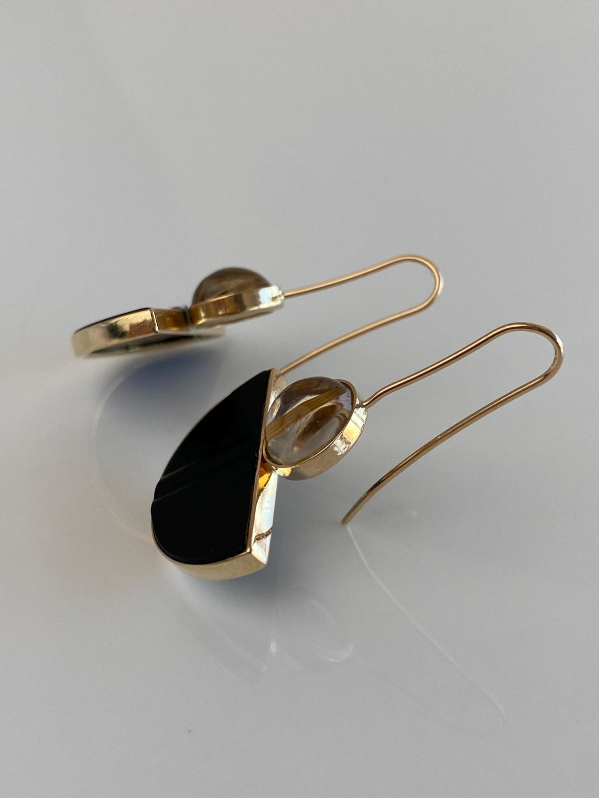Vintage Solid 14k Yellow Gold Rutile Quartz Matte Textured Onyx Drop Earrings