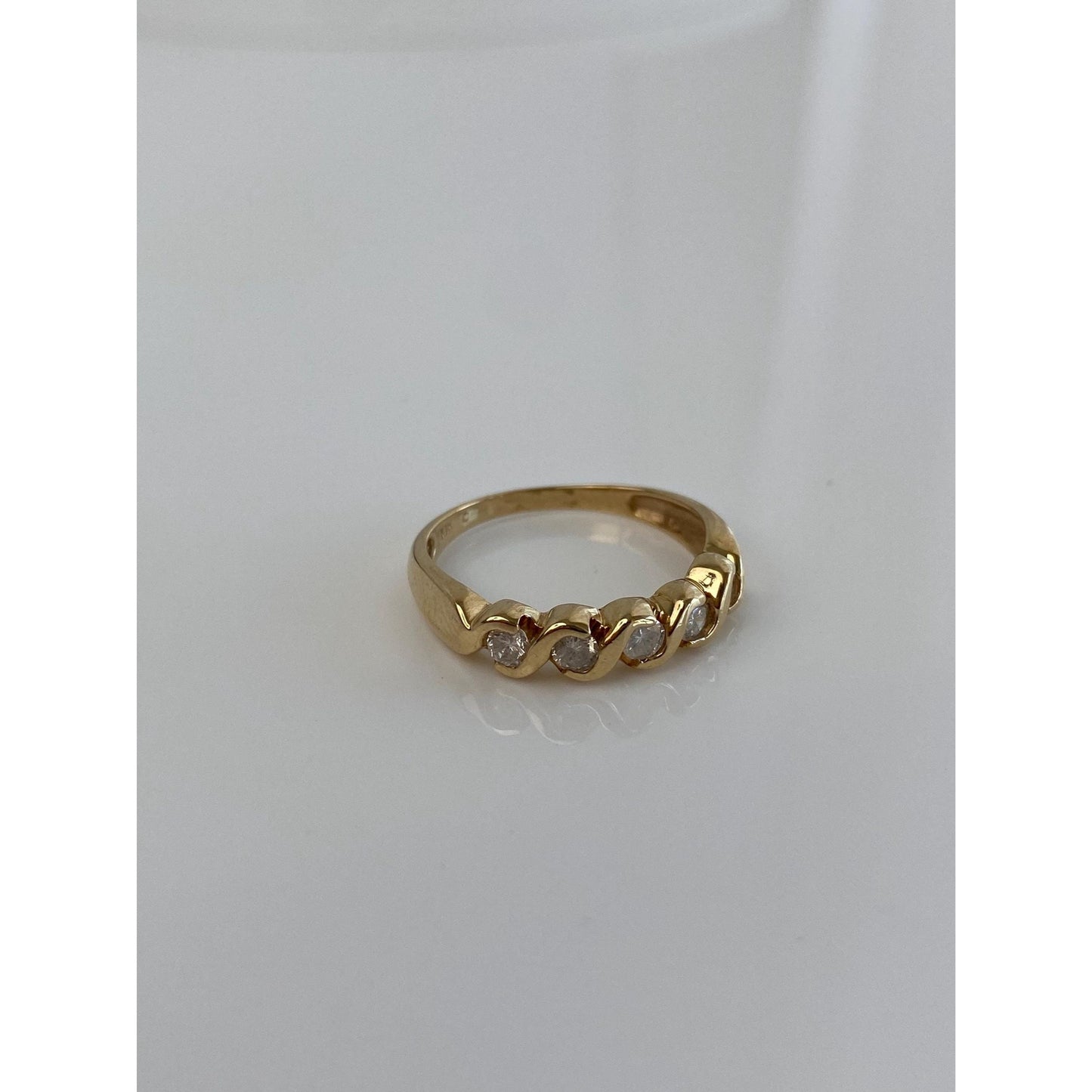 Vintage Solid 10k Yellow Gold Diamond Twist Ring - Size 8.5