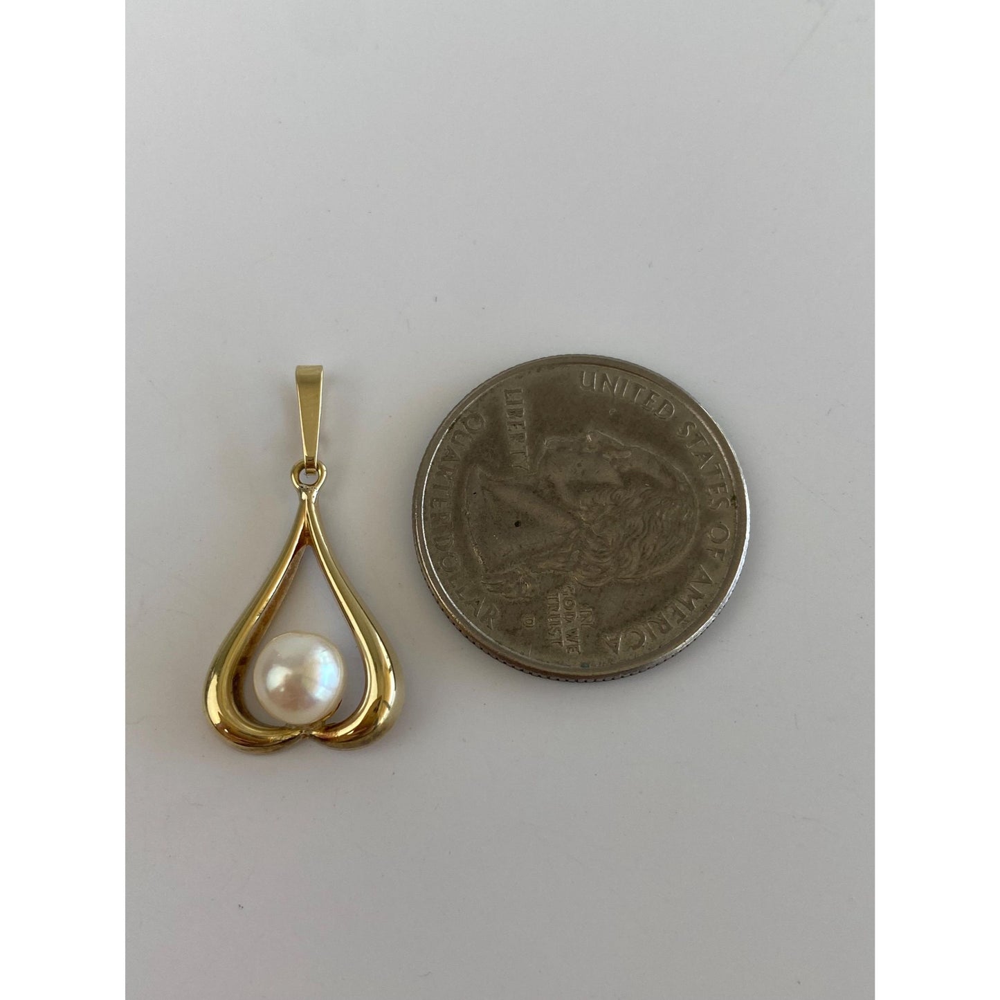 Vintage Solid 14k Yellow Gold Pearl Charm