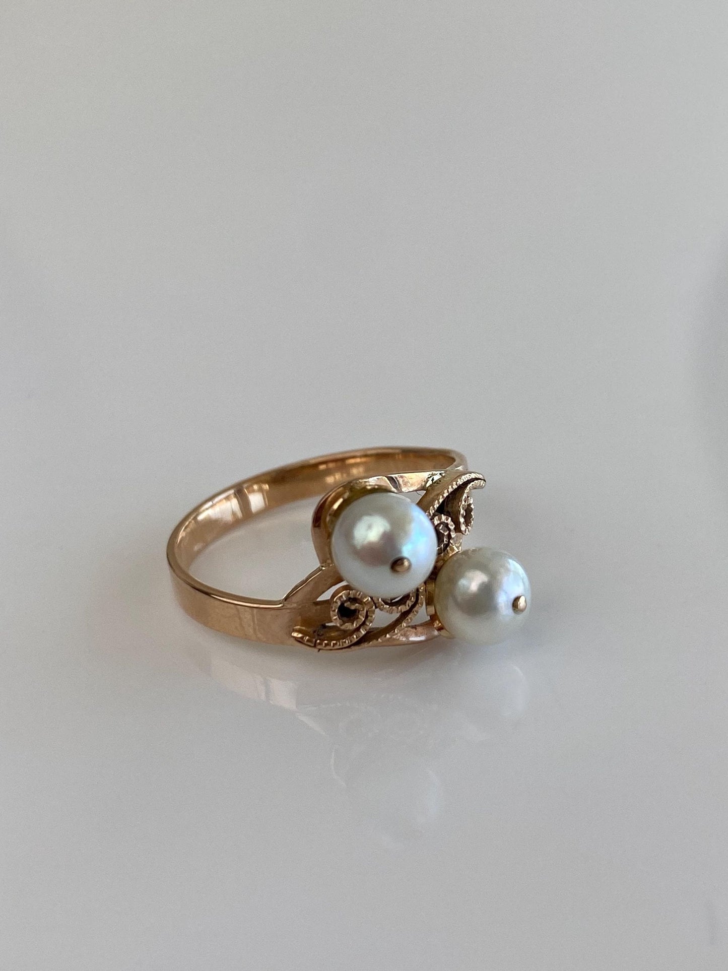 Vintage Solid 14k Rosey Gold Filigree Pearls Ring - Size 6.5