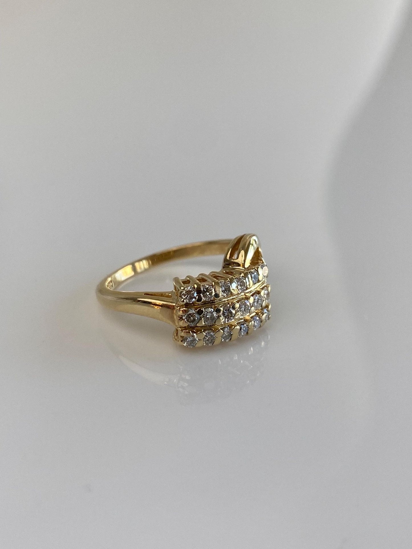 Vintage Solid 14k Yellow Gold Diamond Row Ring - Size 6