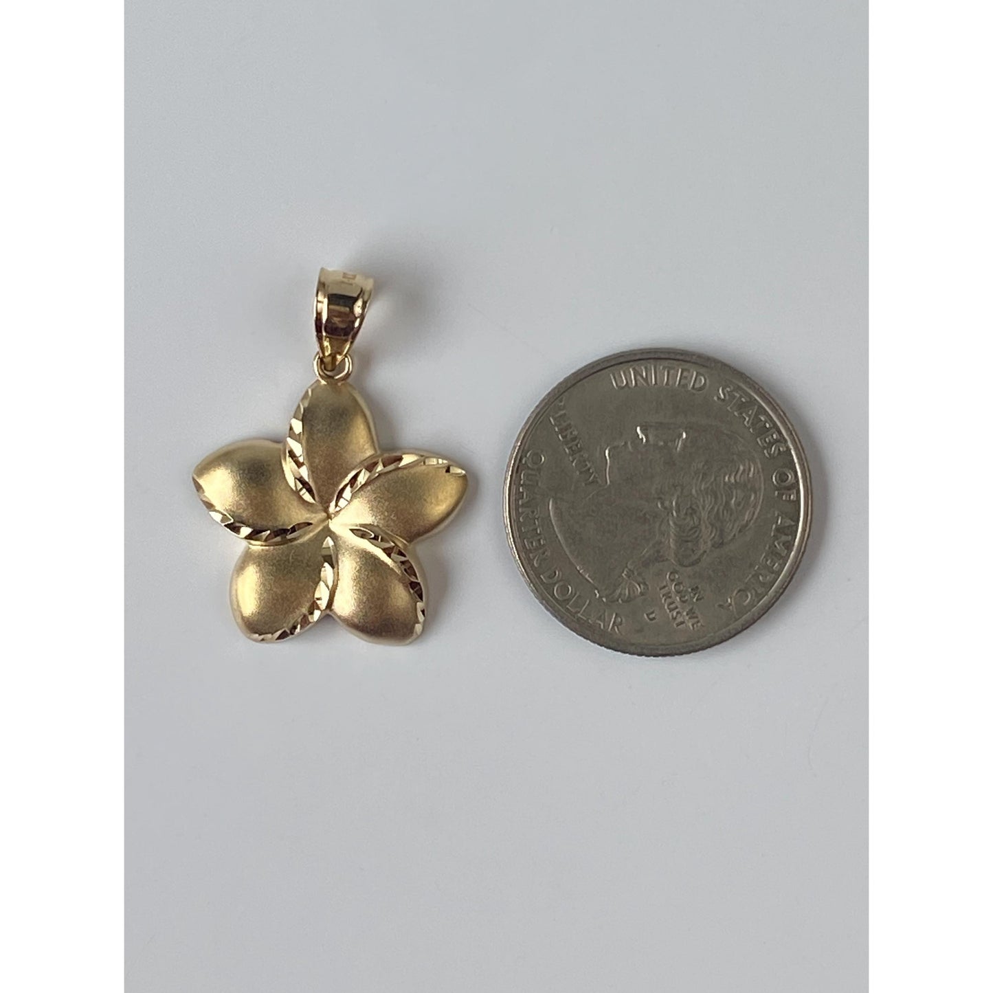 Vintage Solid 14k Yellow Gold Diamond Cut Satin Flower Charm