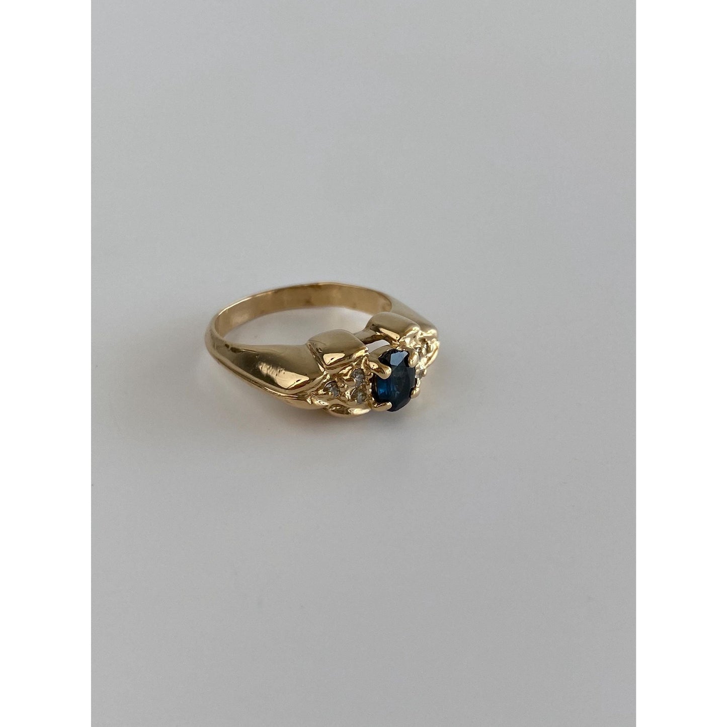 Solid 14k Yellow Gold Diamond Blue Sapphire Ring - Size 5.5