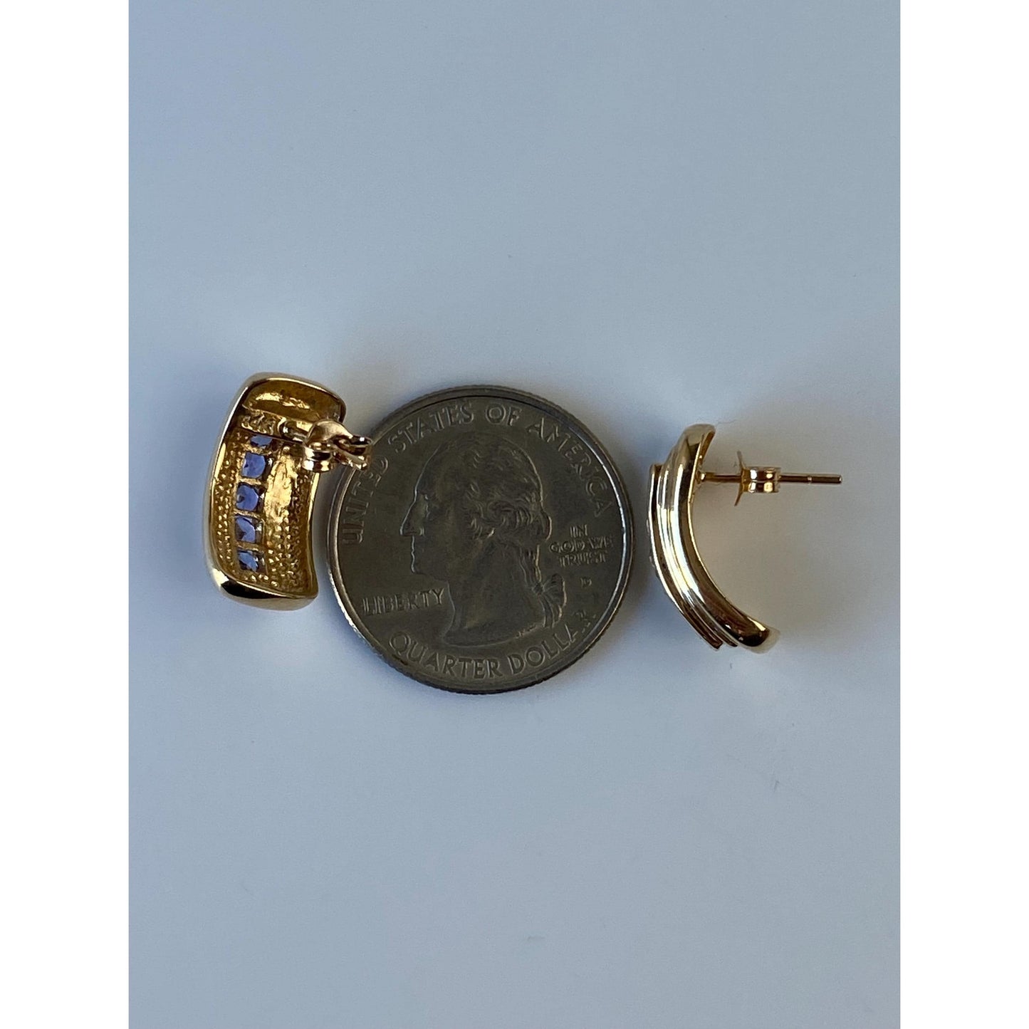 Vintage Solid 14k Yellow Gold Light Purple Cubic Zirconia Drop Stud Earrings