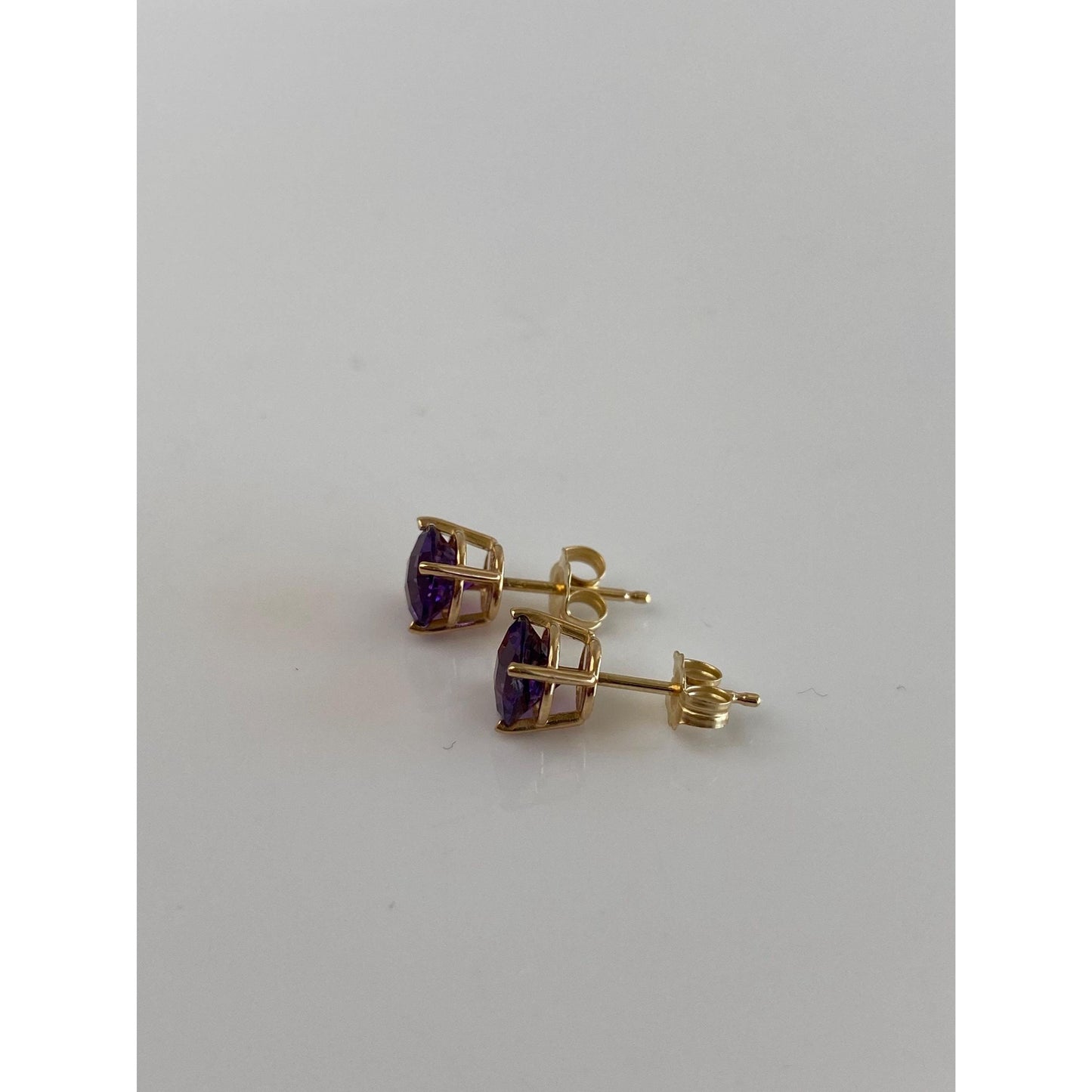 Vintage Solid 14k Yellow Gold Amethyst Stud Earrings