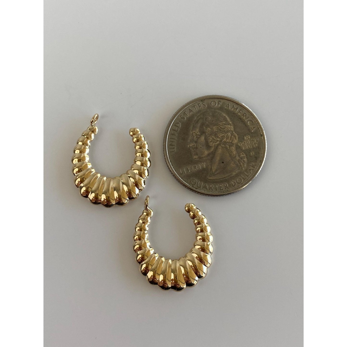 Vintage 14k Yellow Gold Scalloped Hoop Earring Jackets
