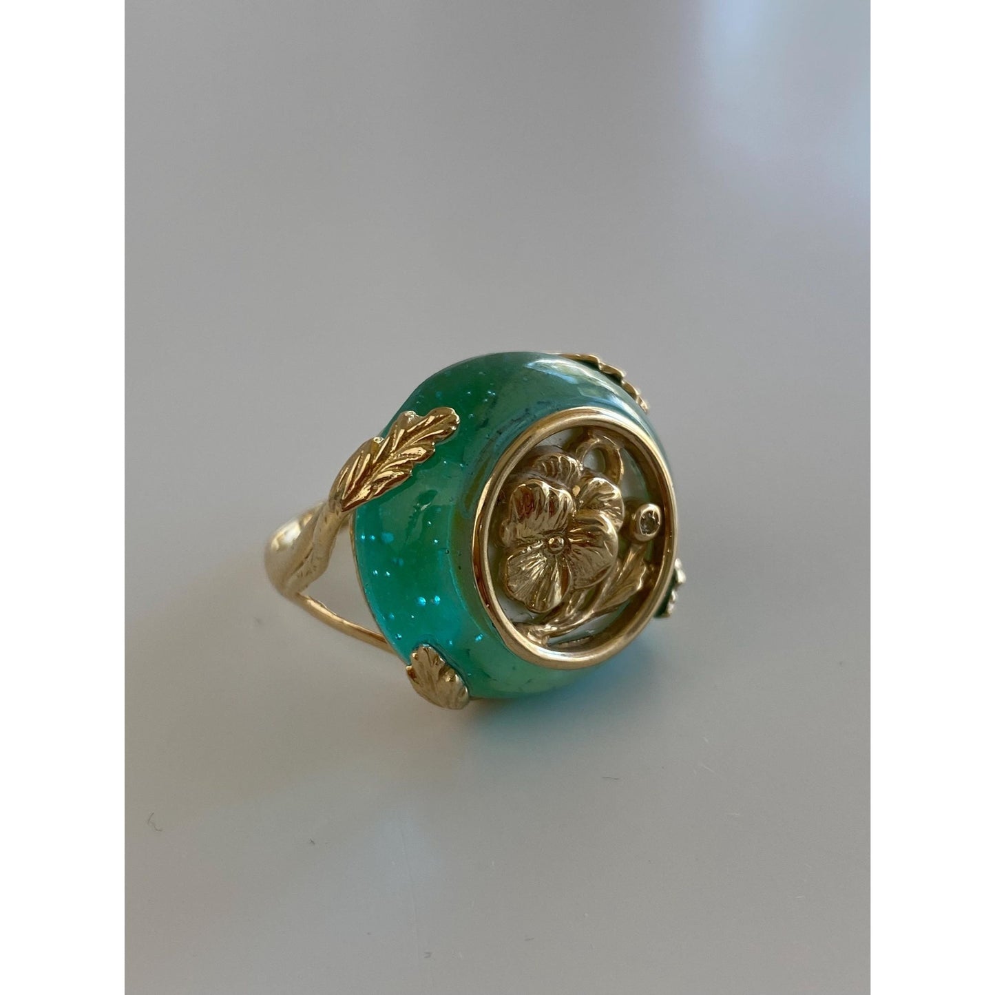 Vintage Solid 14k Yellow Gold Clear Blue Venetian Glass & Diamond Cocktail Ring - Size 7.75