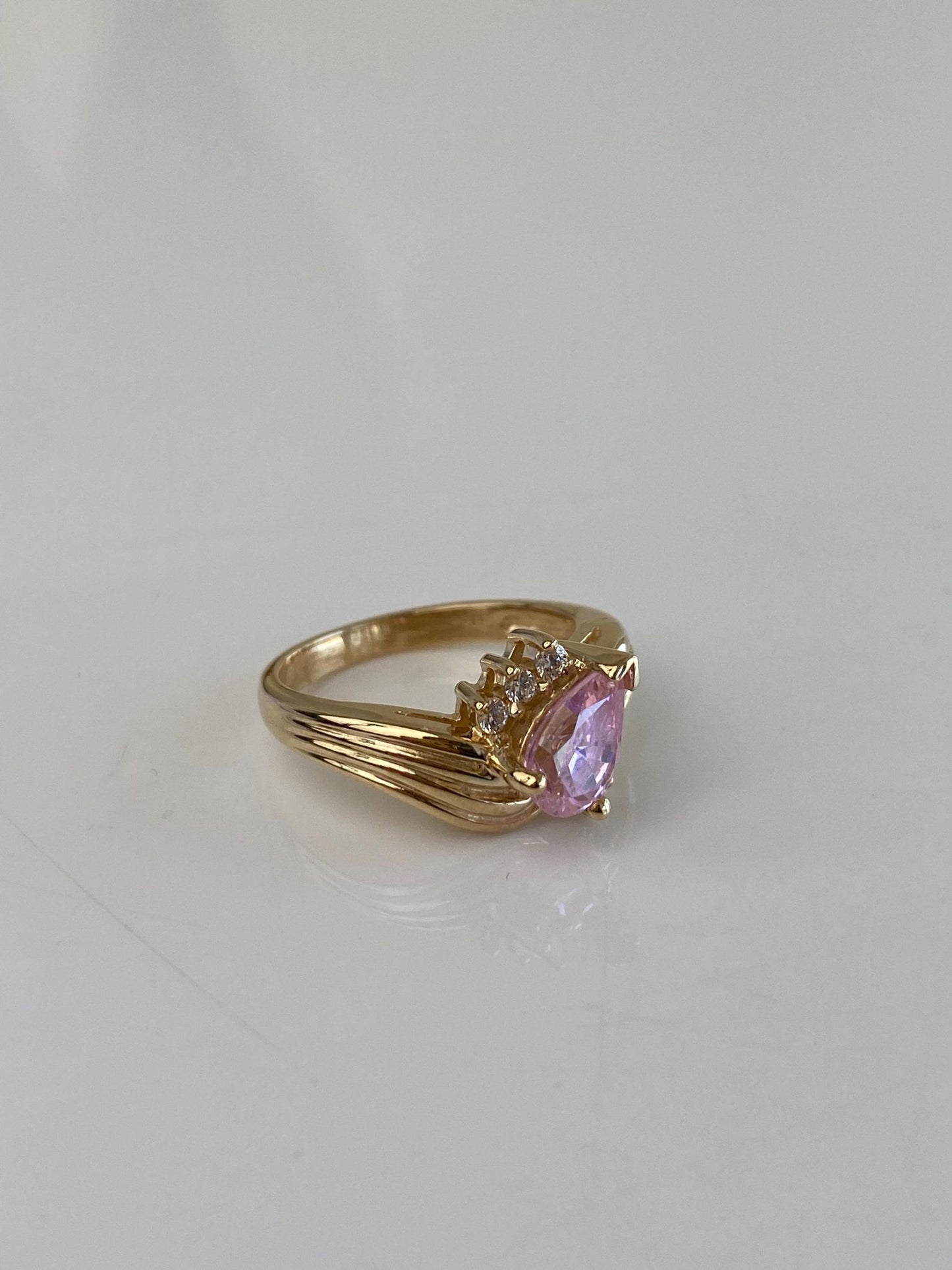 Vintage Solid 14k Yellow Gold Pink & Clear Quartz Ring - Size 6