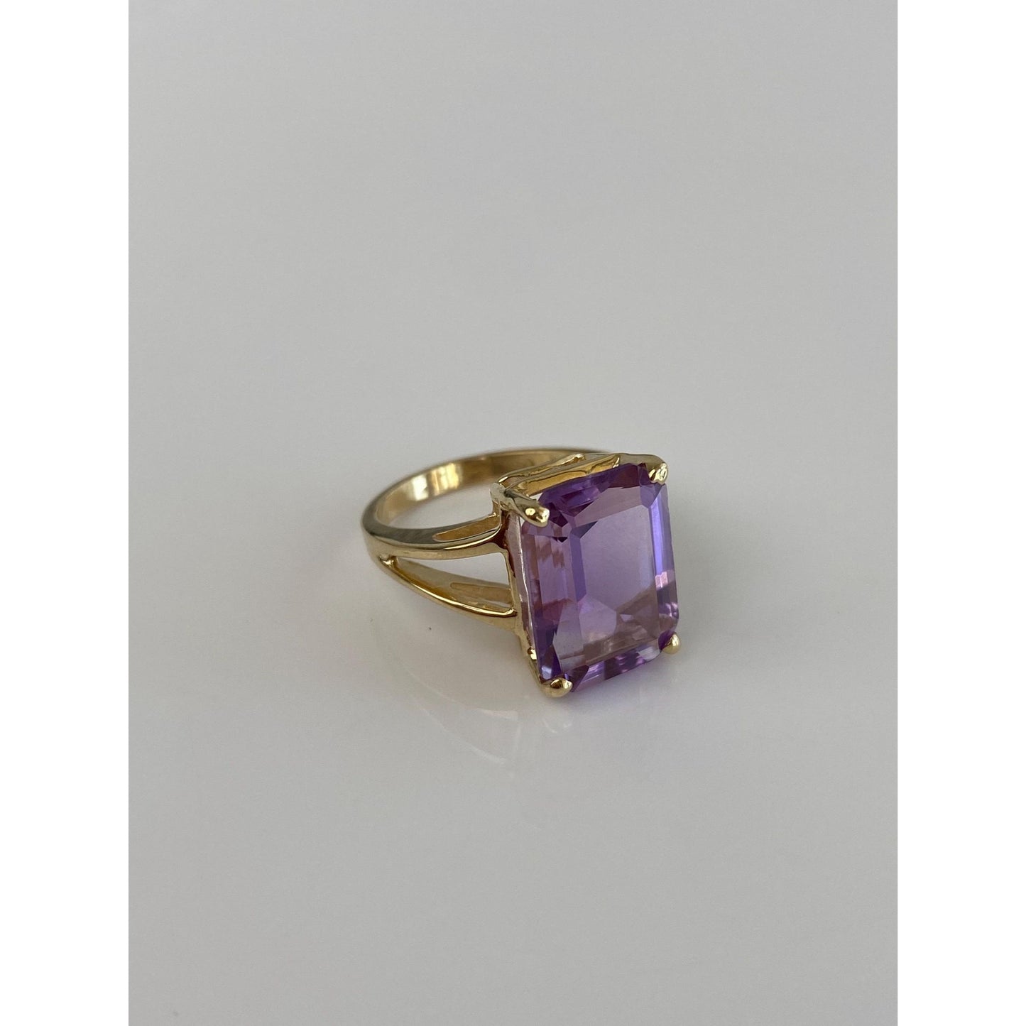 Vintage Solid 10k Yellow Gold Amethyst Ring - Size 5.5