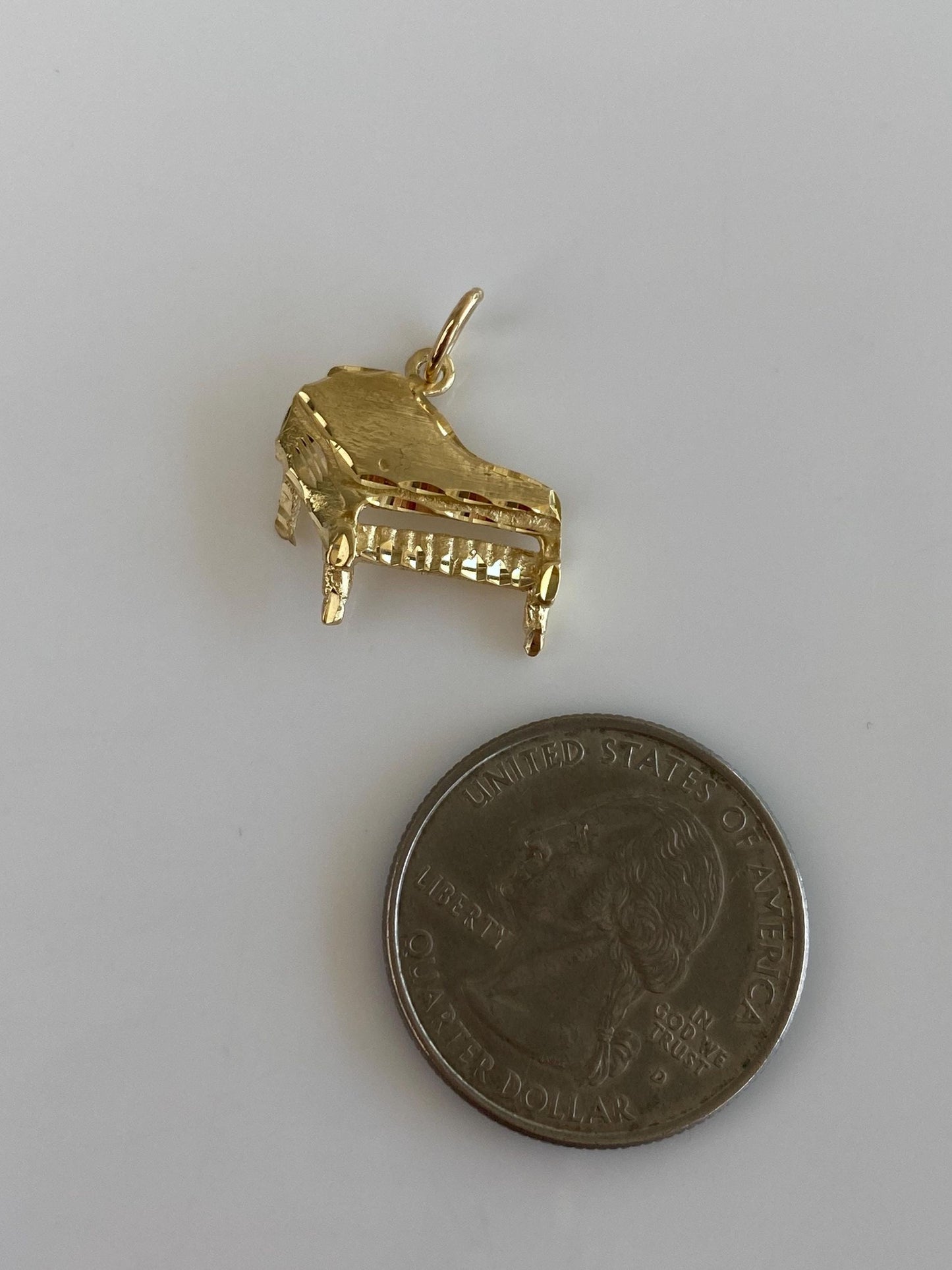 Vintage Solid 14k Yellow Gold Diamond Cut Piano Charm