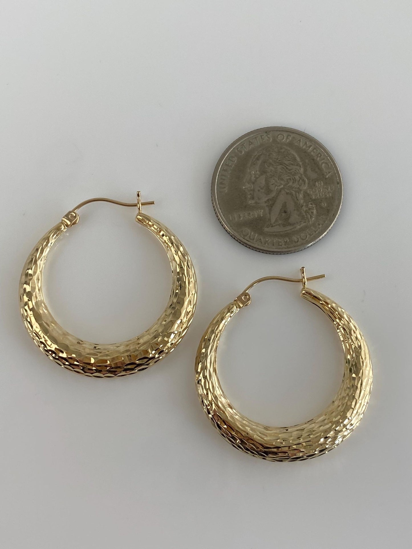 Vintage 14k Yellow Gold Diamond Cut Hoop Earrings