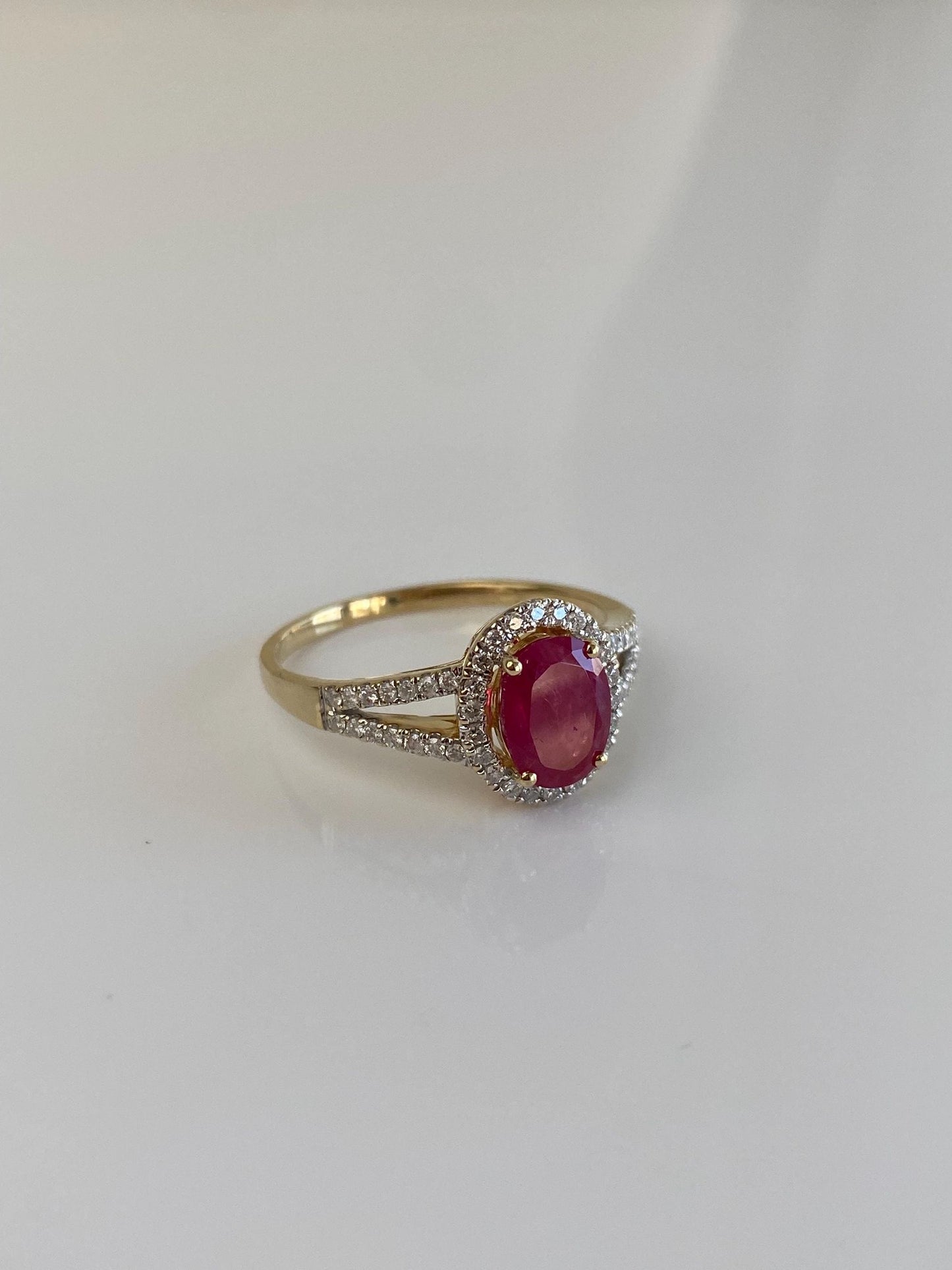 Vintage Solid 14k Yellow Gold Diamond Halo Ruby Ring - Size 9