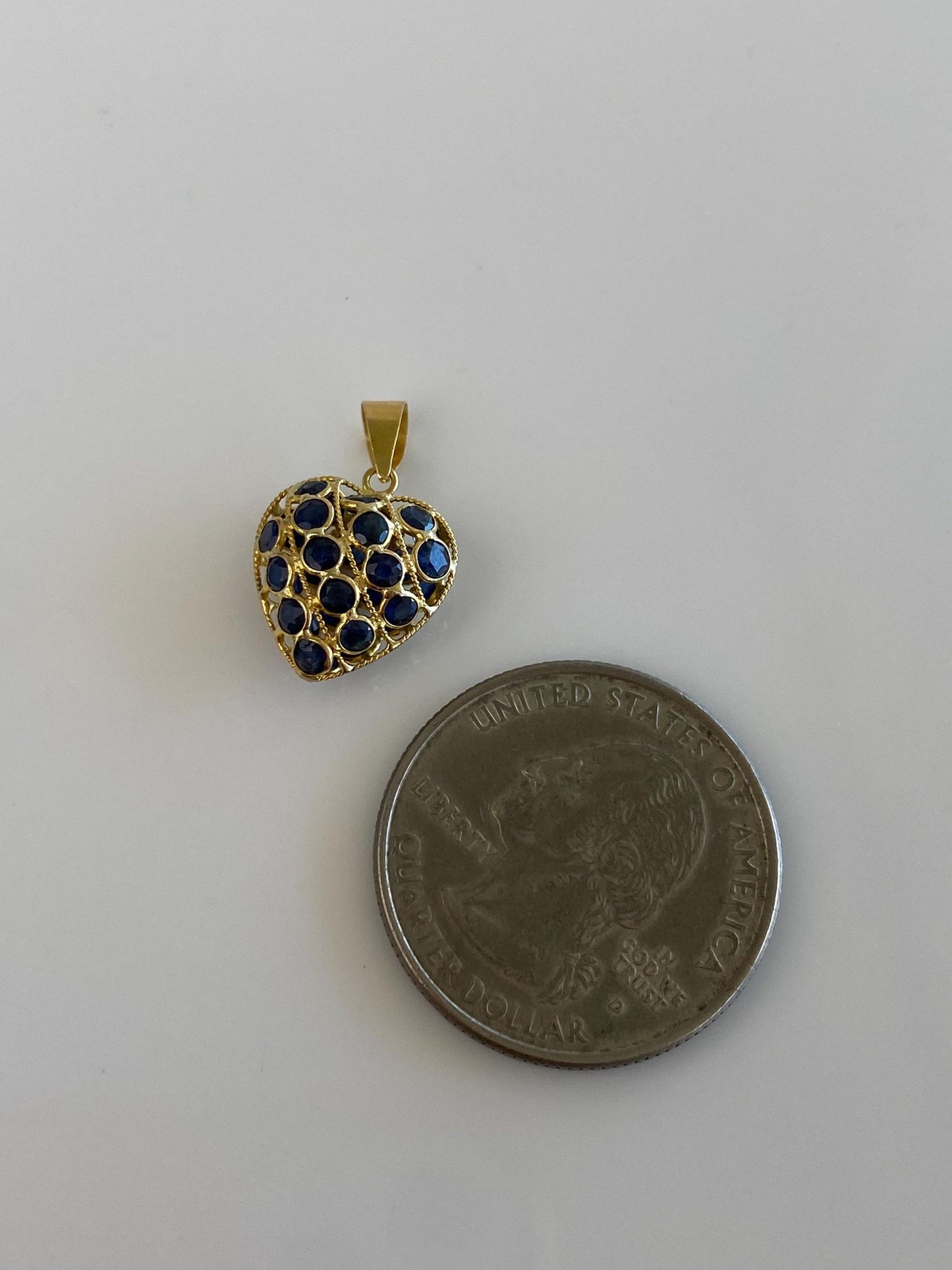 Vintage Solid 18k Yellow Gold Blue Sapphire Open Work Heart Charm