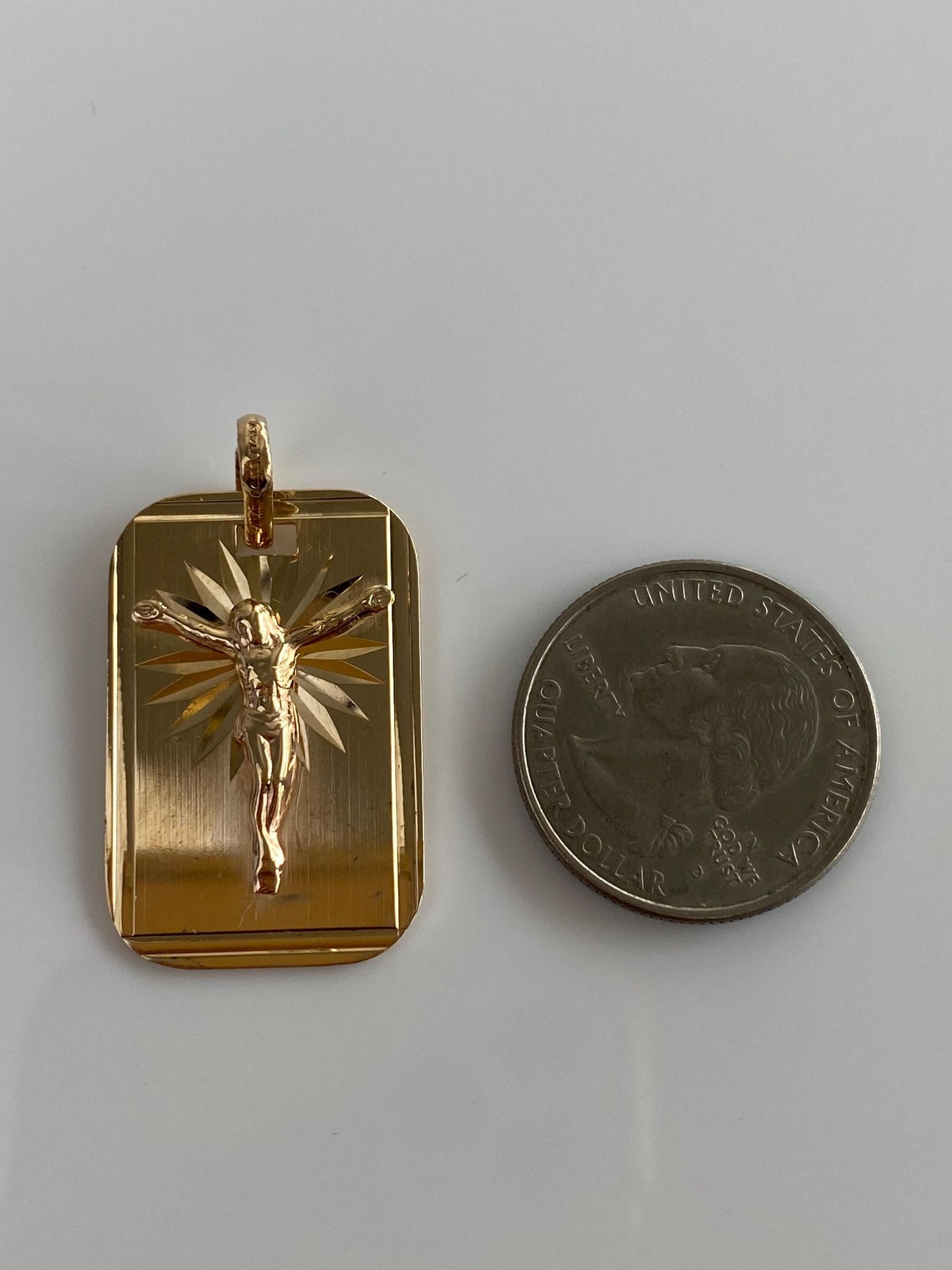 Vintage Solid 14k Yellow Gold Diamond Cut Crucifix Charm