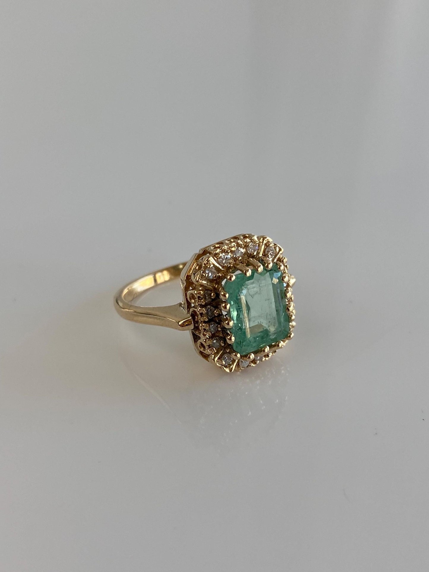 Vintage Solid 14k Yellow Gold Diamond Halo Emerald Ring - Size 5.5