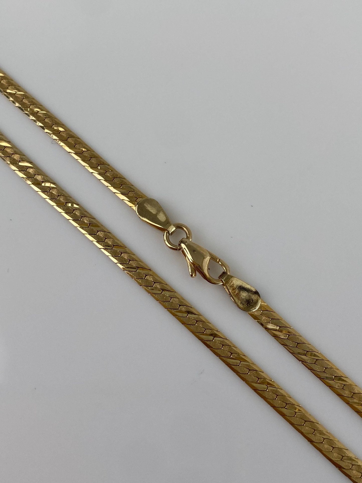 Vintage Solid 14k Yellow Gold Long Pattern Herringbone Chain Necklace - 23.75 inches