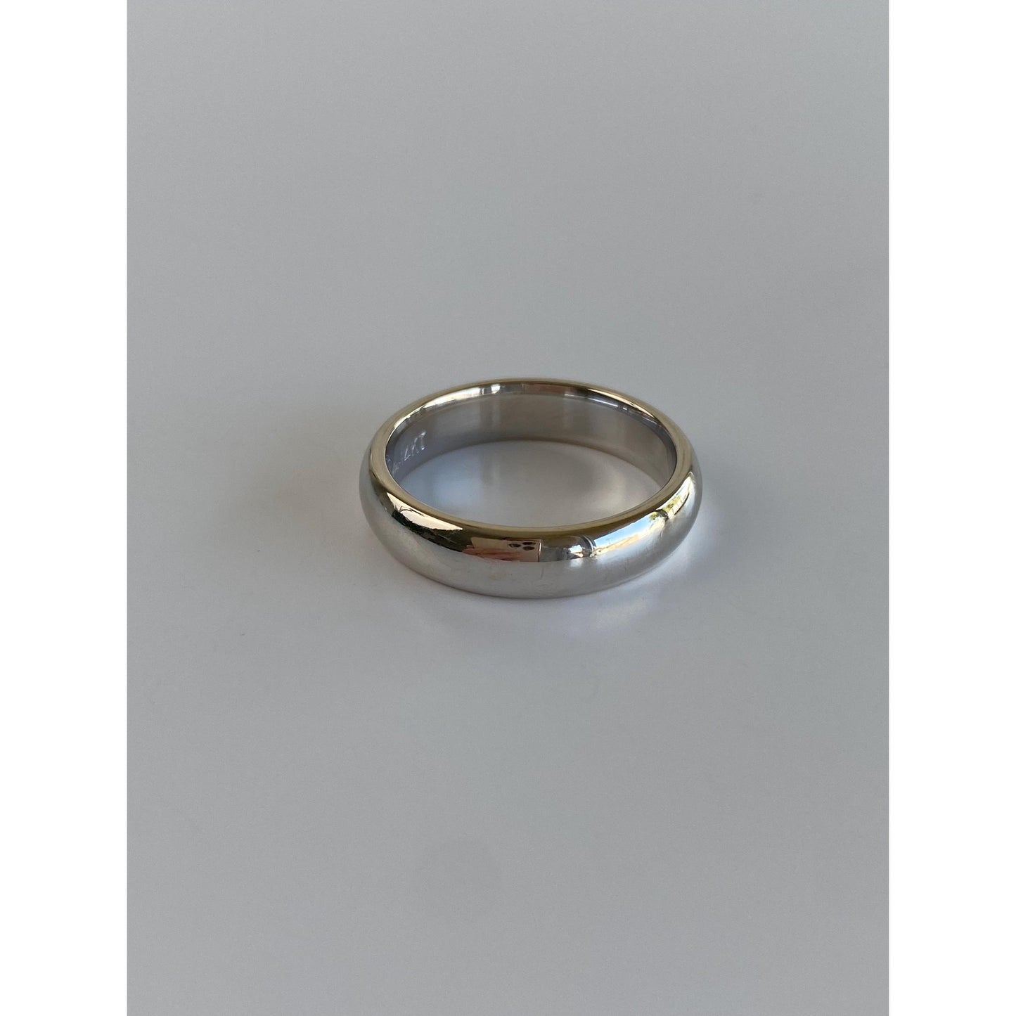 Vintage Solid 14k White Gold Ring Band - Size 8.75