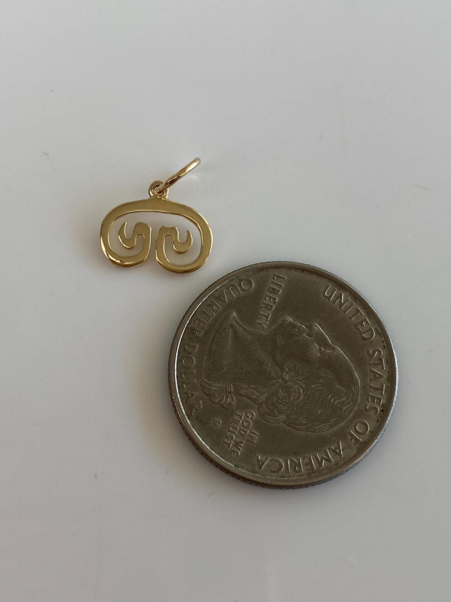 Vintage Solid 14k Yellow Gold Chinoiserie Style Swirl Charm