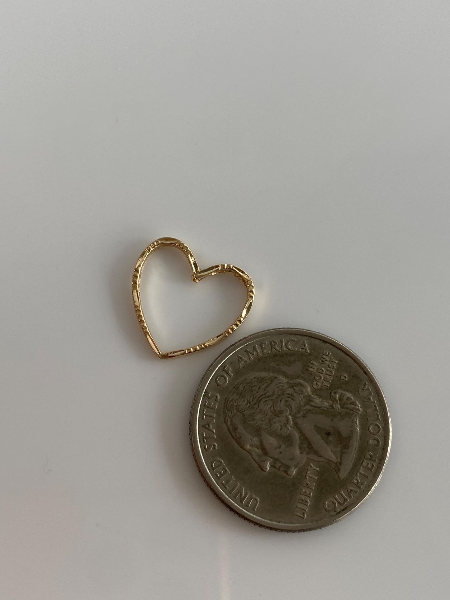Vintage Solid 14k Yellow Gold Designed Open Heart Charm
