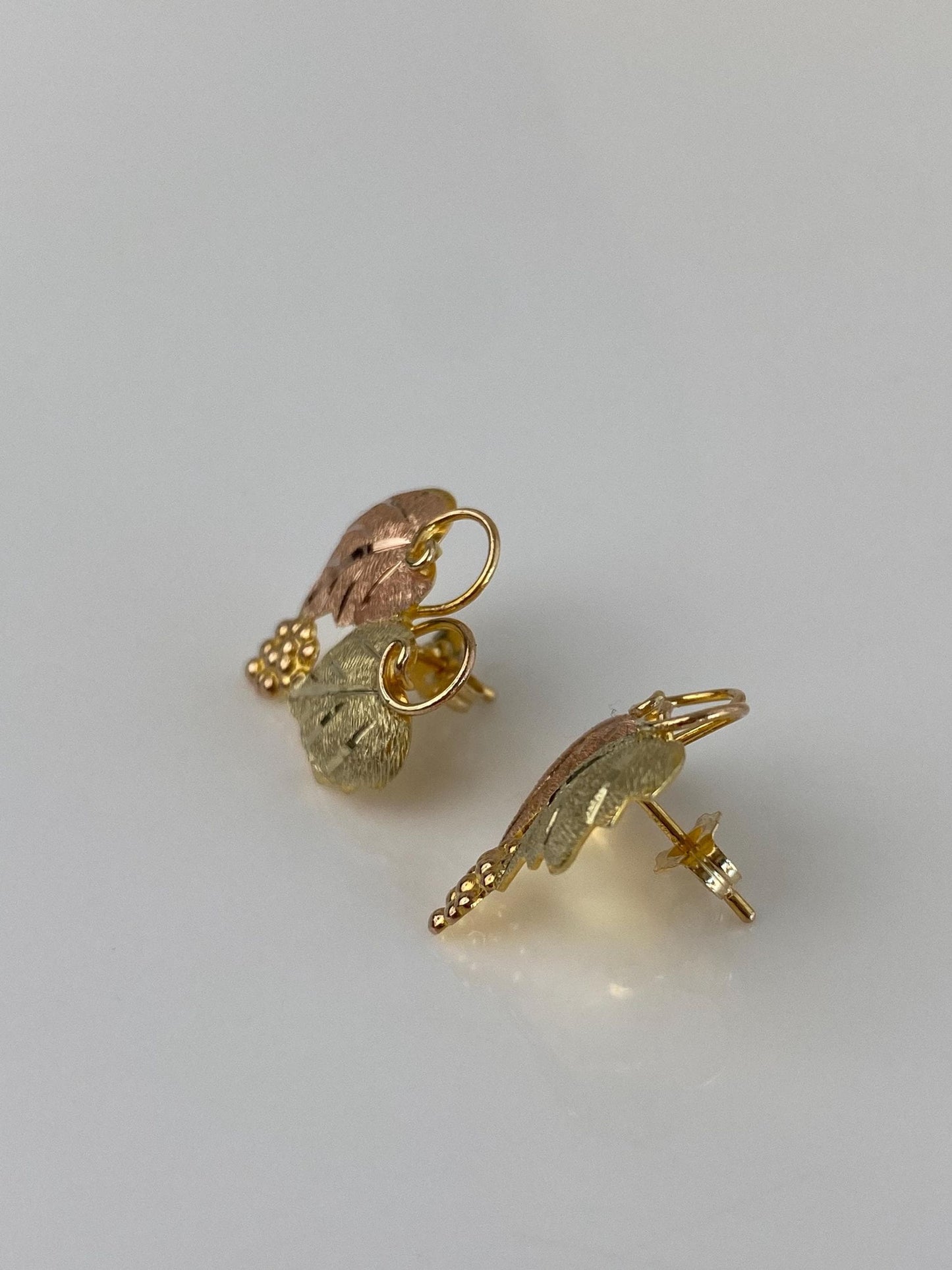 Vintage Solid 10k Black Hills Gold Grape Leaves Stud Earrings