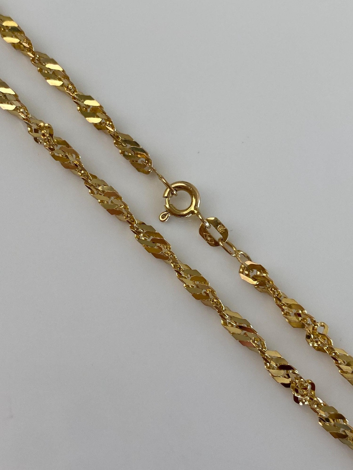Vintage Solid 9k Yellow Gold Twist Chain Necklace - 19.25 inches