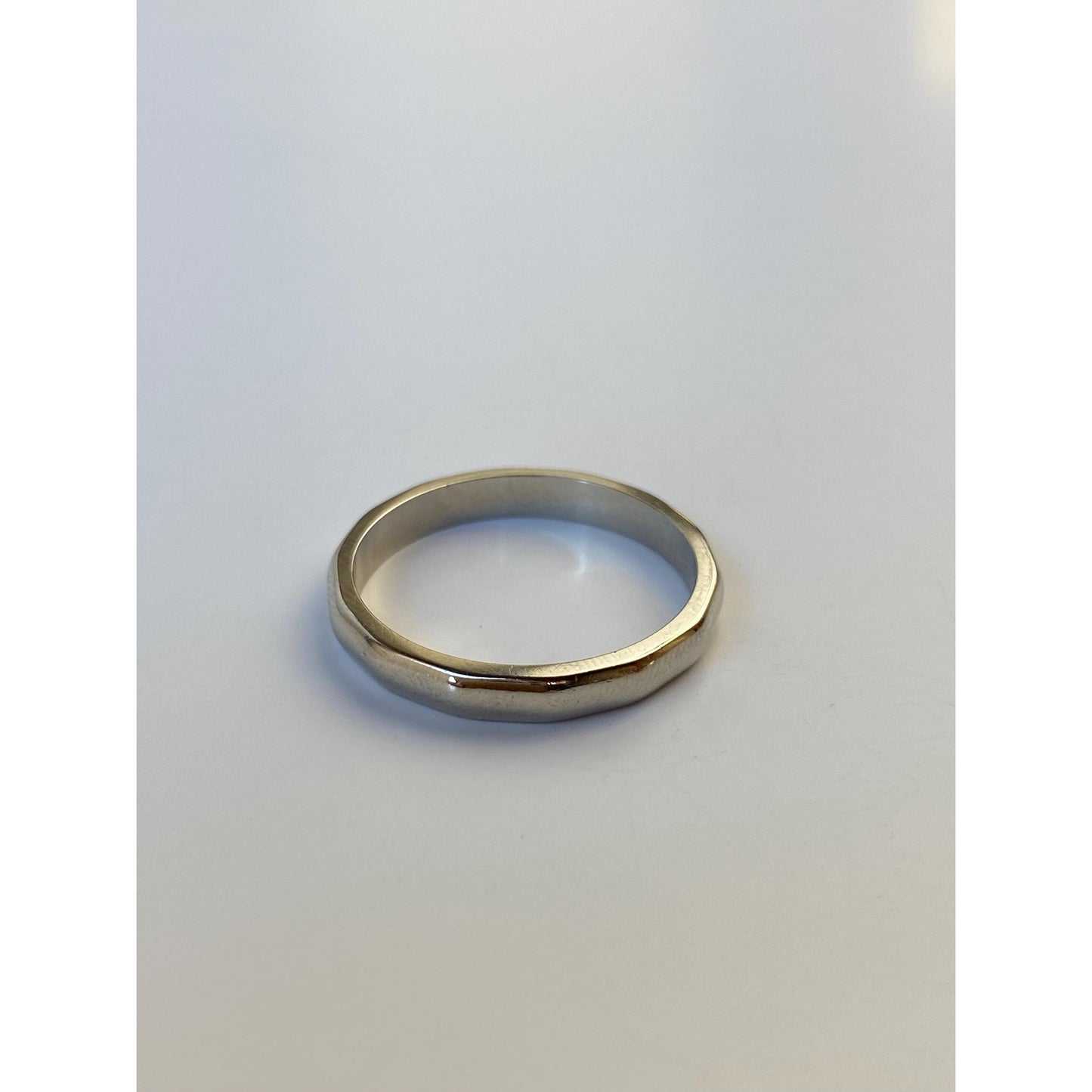 Vintage Solid 14k White Gold Facet Texture Ring Band - Size 7