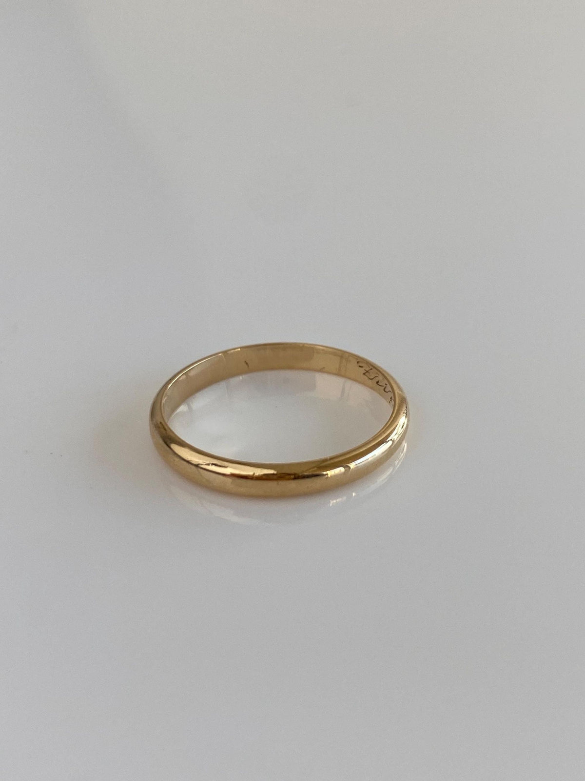 Vintage Solid 14k Yellow Gold Ring Band - Size 7