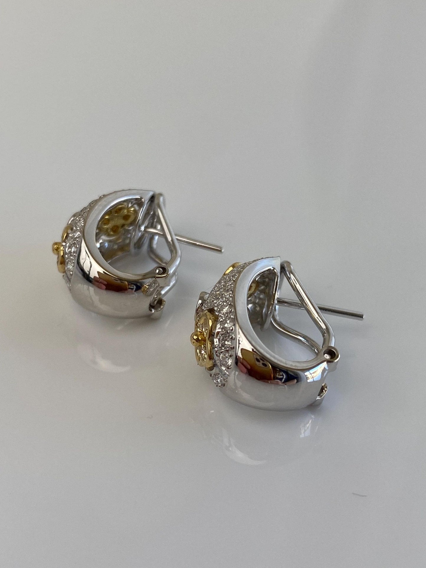 Vintage Solid 18k White & Yellow Gold Champagne and Clear Diamond Drop Earrings