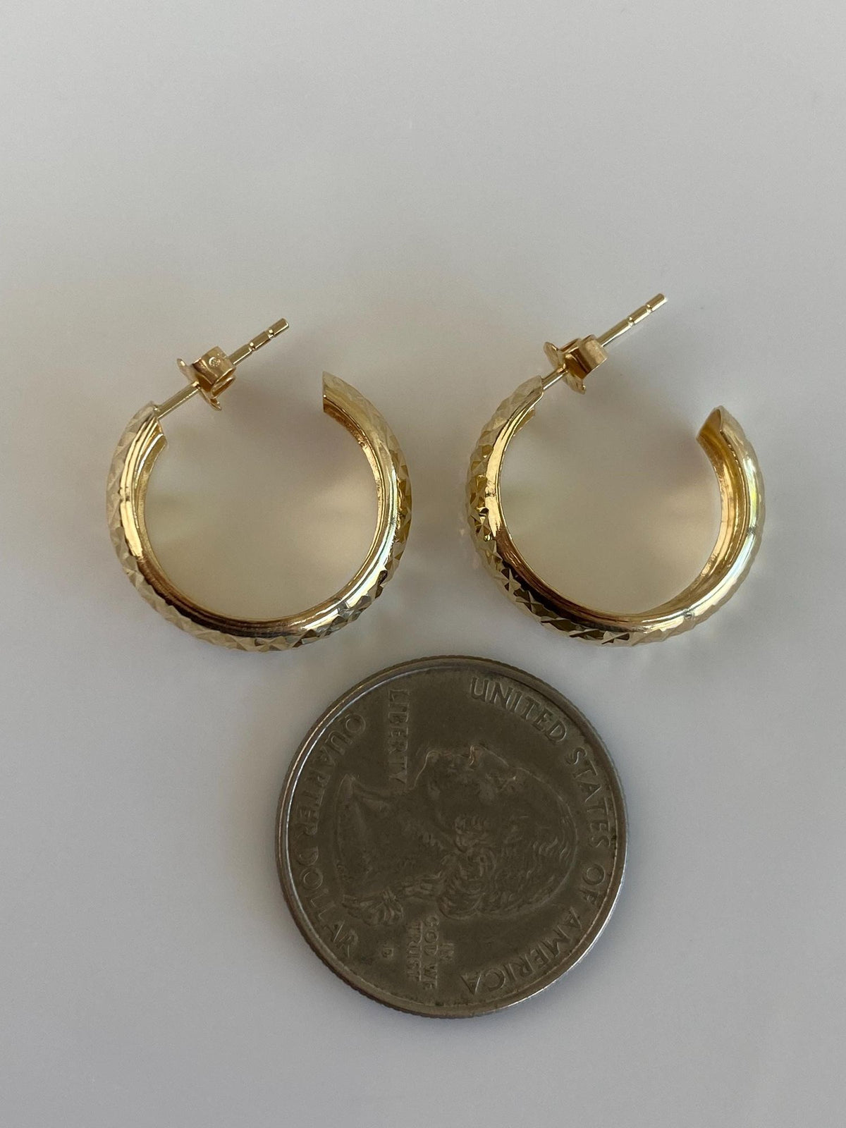 Vintage Solid 14k Yellow Gold Diamond Cut Hoop Stud Earrings