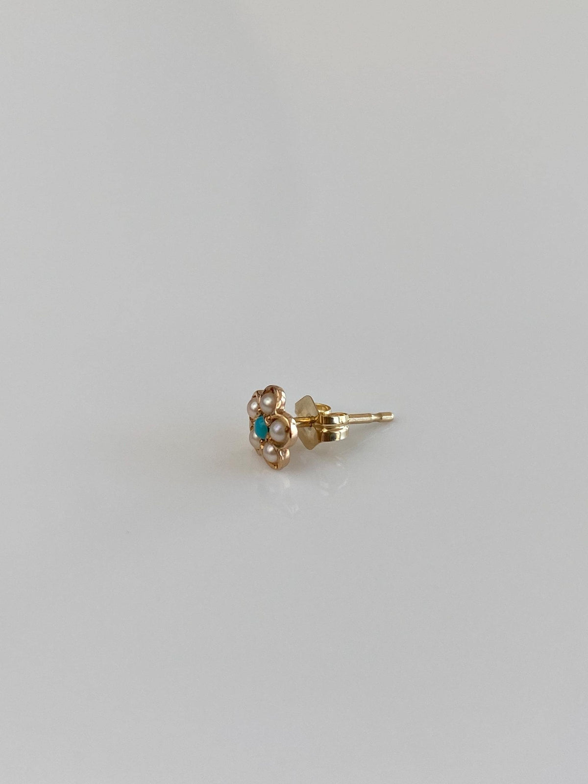 Vintage Solid 14k Yellow Gold SINGLE Seed Pearls Turquoise Flower Stud Earring