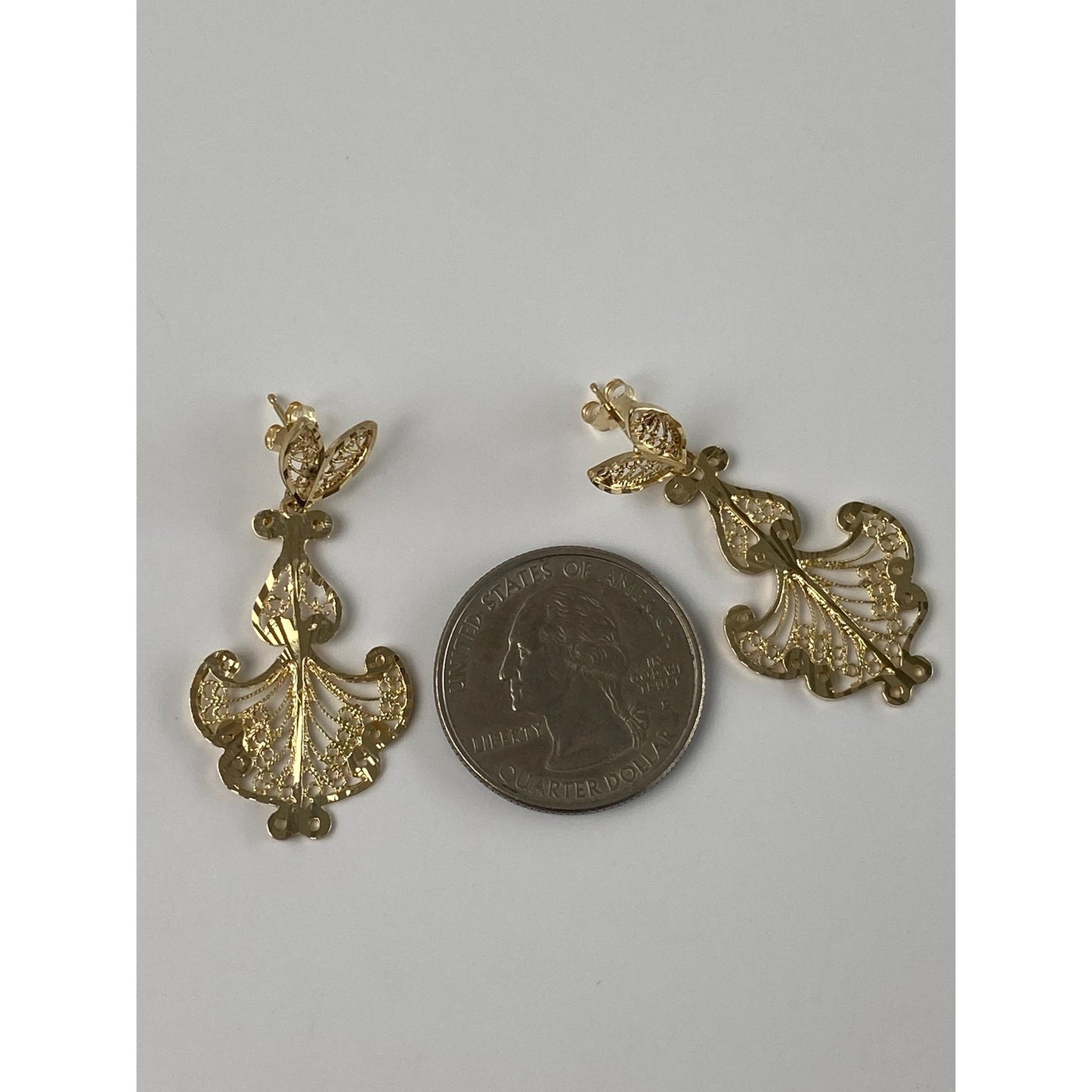 Vintage Solid 14k Yellow Gold Diamond Cut Filigree Dangle Stud Earrings