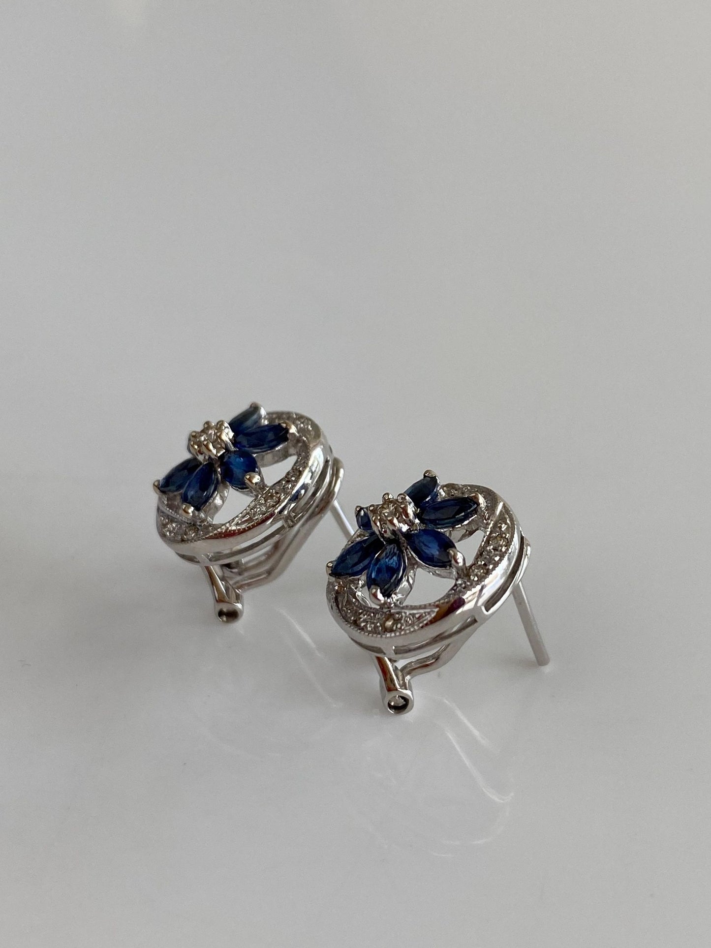 Vintage Solid 14k White Gold Diamond Blue Sapphire Drop Earrings