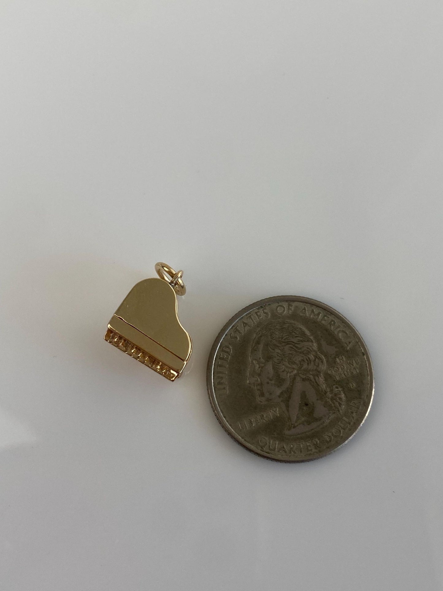Vintage Solid 14k Yellow Gold Articulated Piano Charm