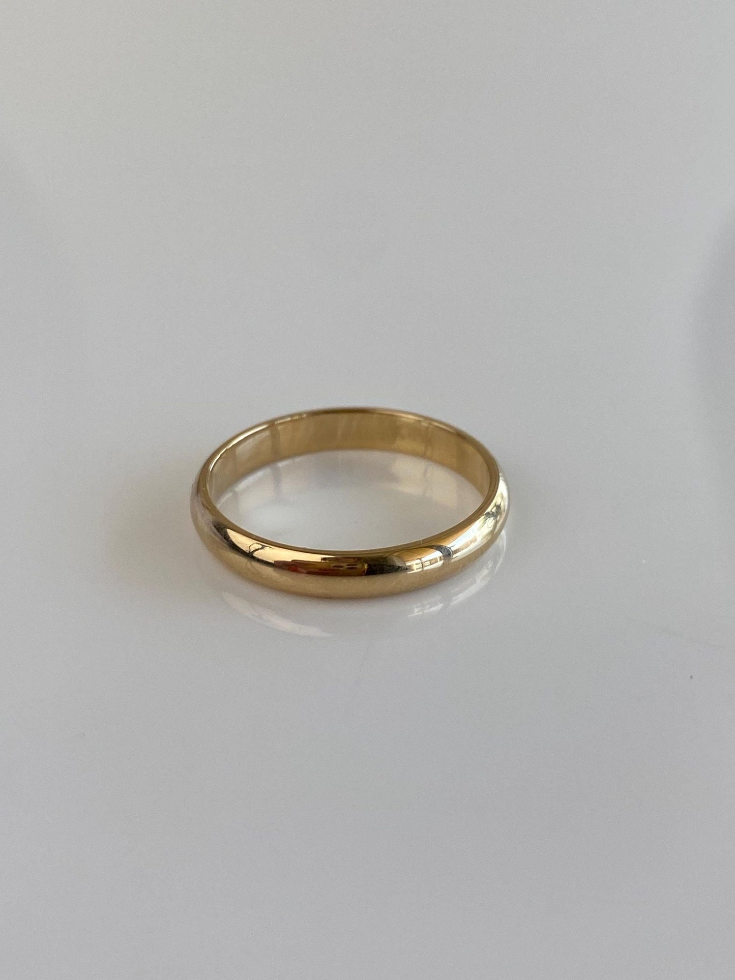 Vintage Solid 14k Yellow Gold Ring Band - Size 6.25