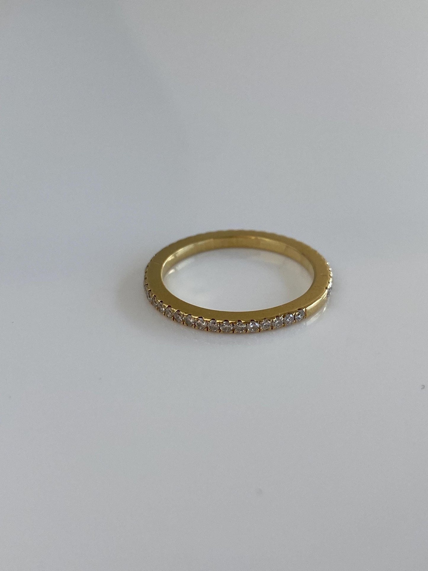 Vintage Solid 18k Yellow Gold Diamonds Slim Ring Band - Size 6.5