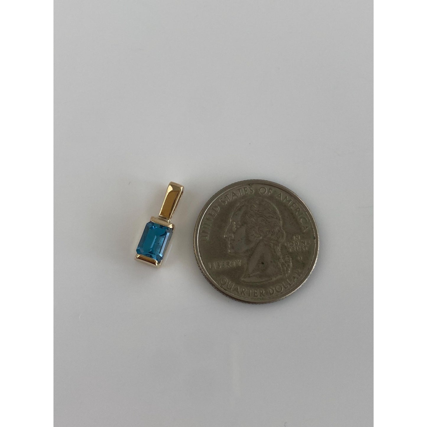 Vintage Solid 14k Yellow Gold Topaz Charm